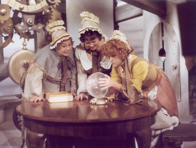 Předeme, předeme zlatou nitku