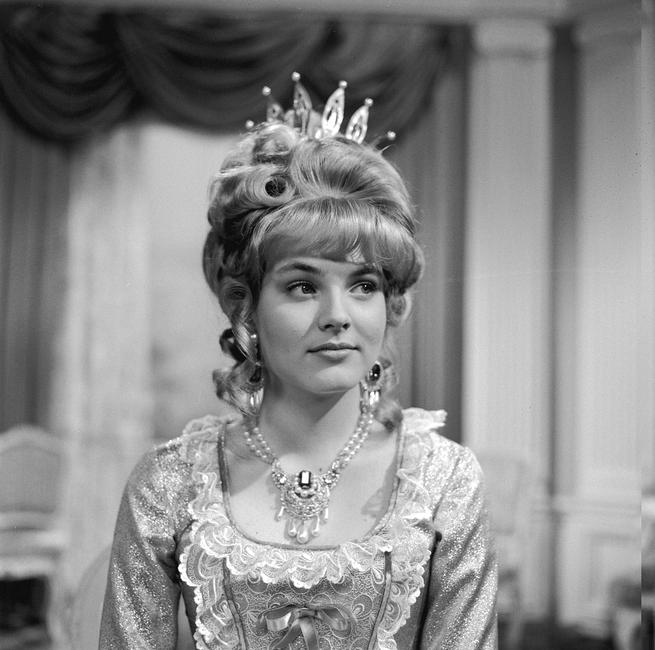 O třech stříbrných hřebenech