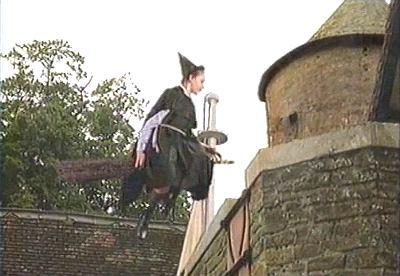 Čarodějnice školou povinné