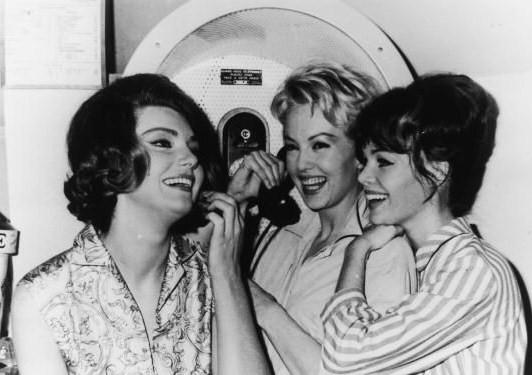 Appartement des filles, L'