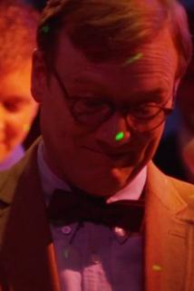 Review with Forrest MacNeil - Stealing; Addiction; Prom  - Stealing; Addiction; Prom