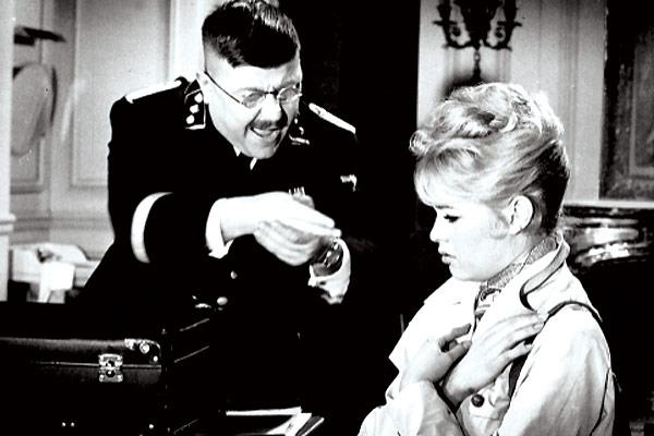 Babeta jde do války