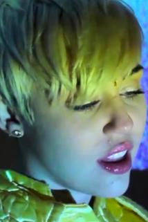 The Flaming Lips Feat. Miley Cyrus: Lucy In The Sky With Diamonds