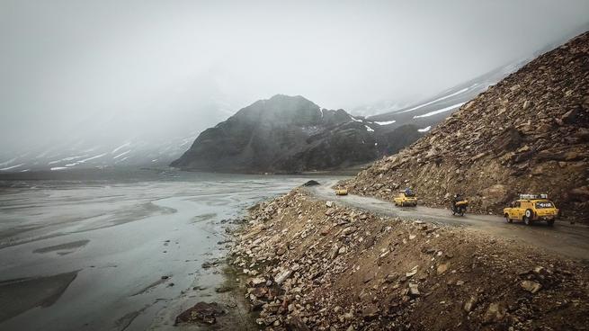 Čím níž, tím hůř