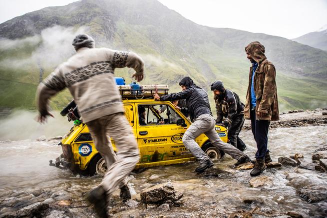 Čím níž, tím hůř