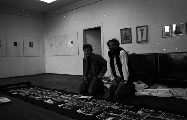 Mezi světlem a tmou