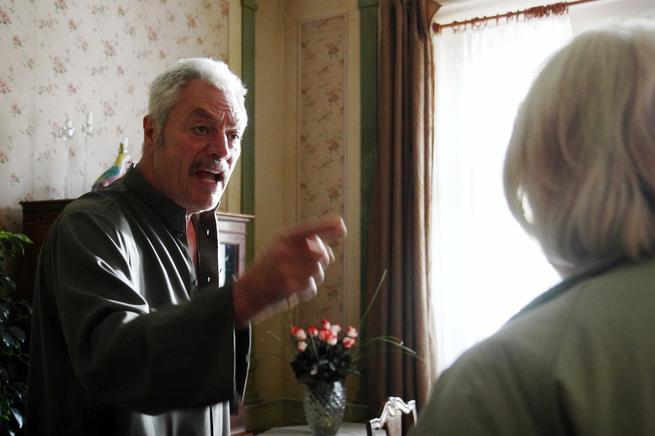 Cizinec a krásná paní