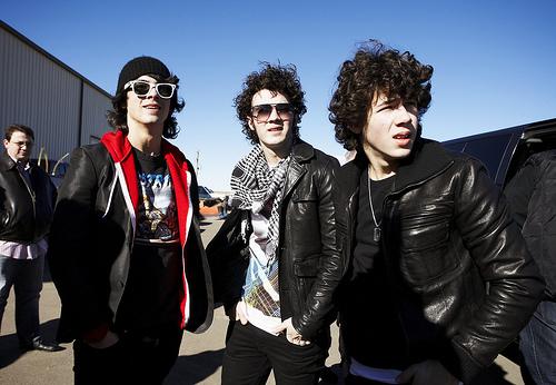 Jonas Brothers: Living the Dream