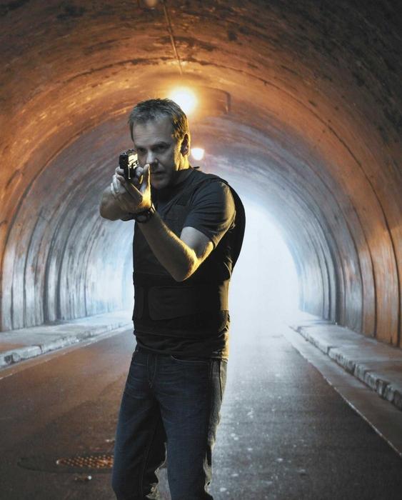 24 hodin (4. série)