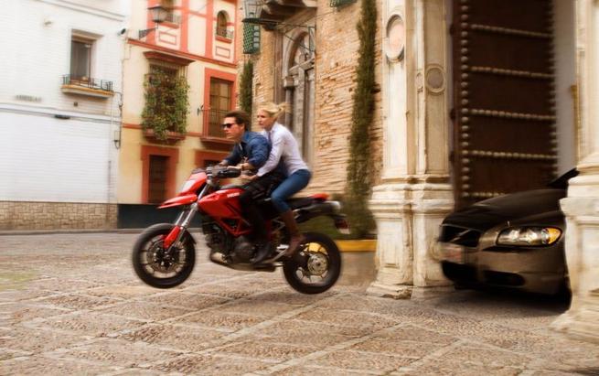 Zatím spolu, zatím živi