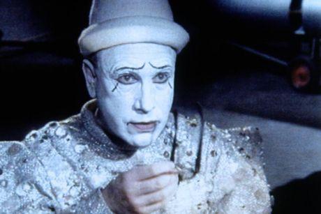 Výstřely v tříčtvrtečním taktu