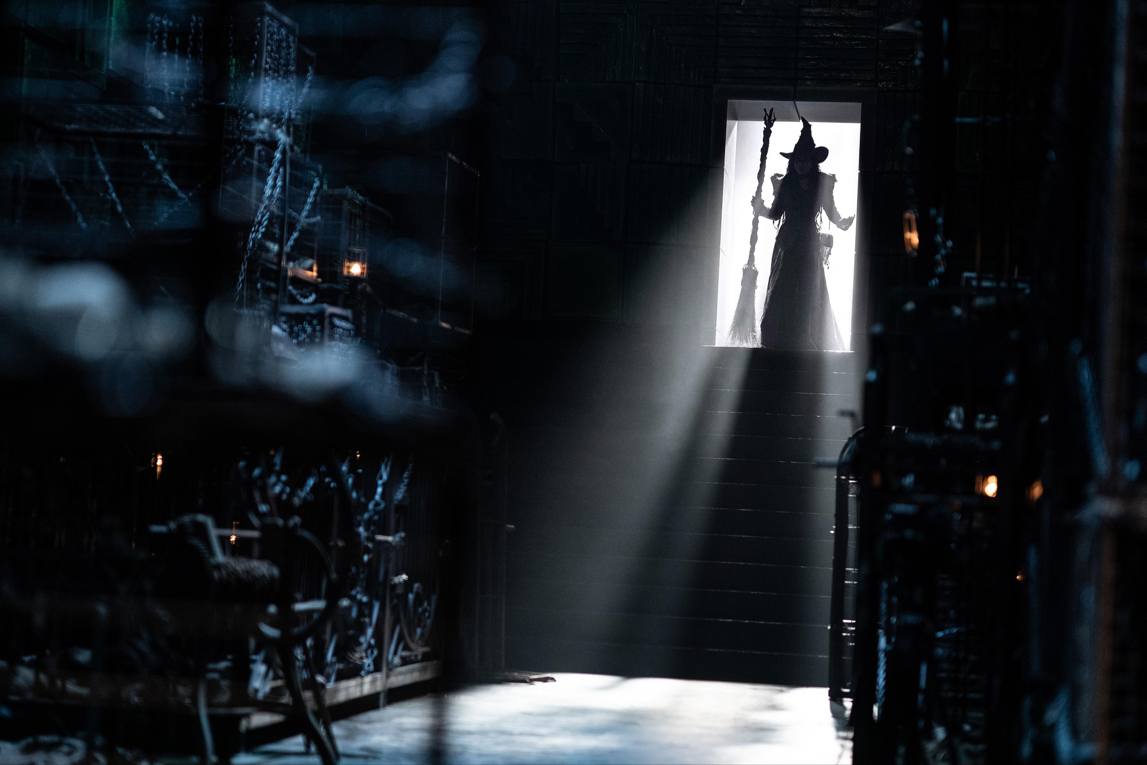 Čarodějka: Druhá část