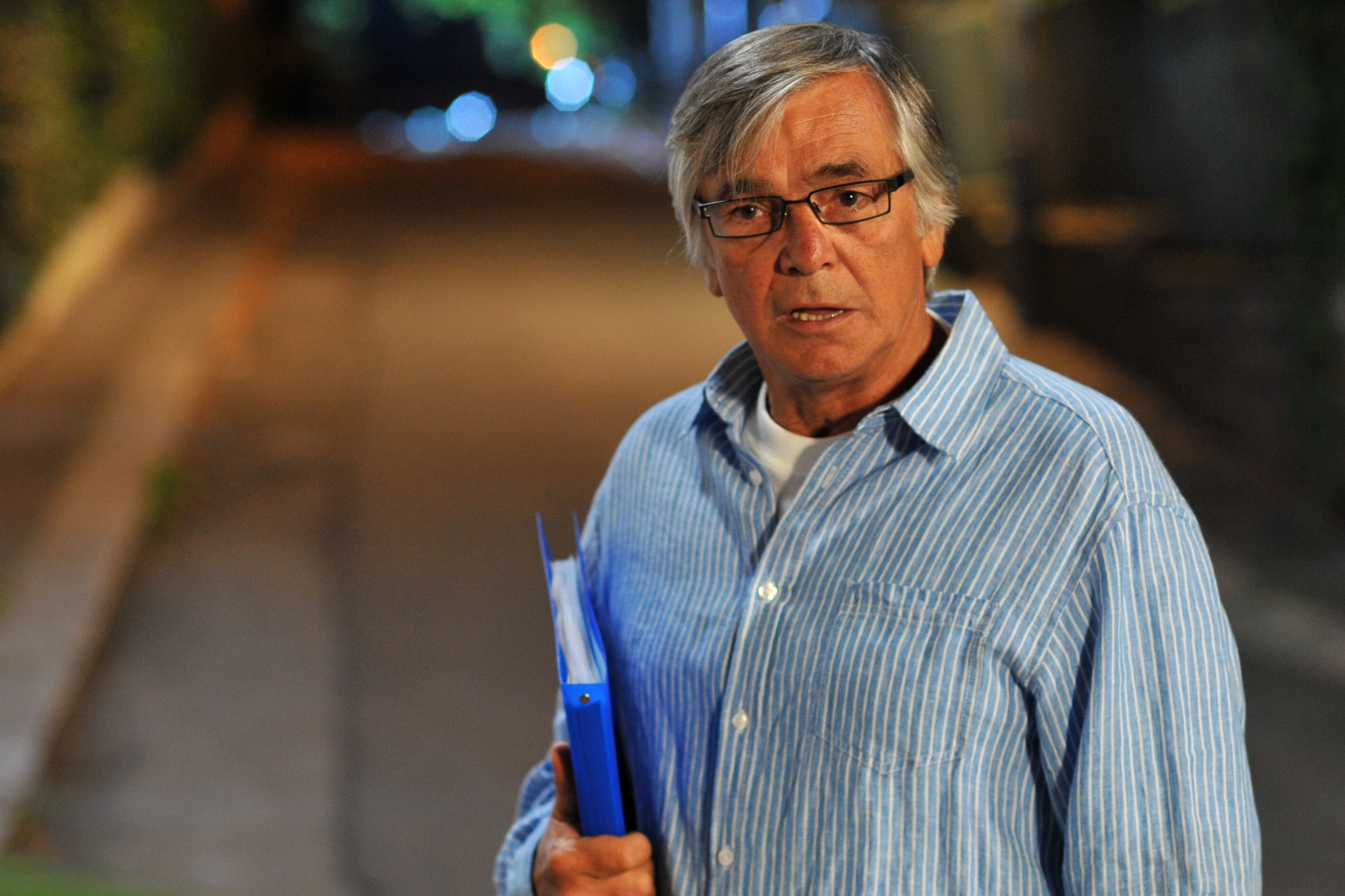 Líbáš jako ďábel