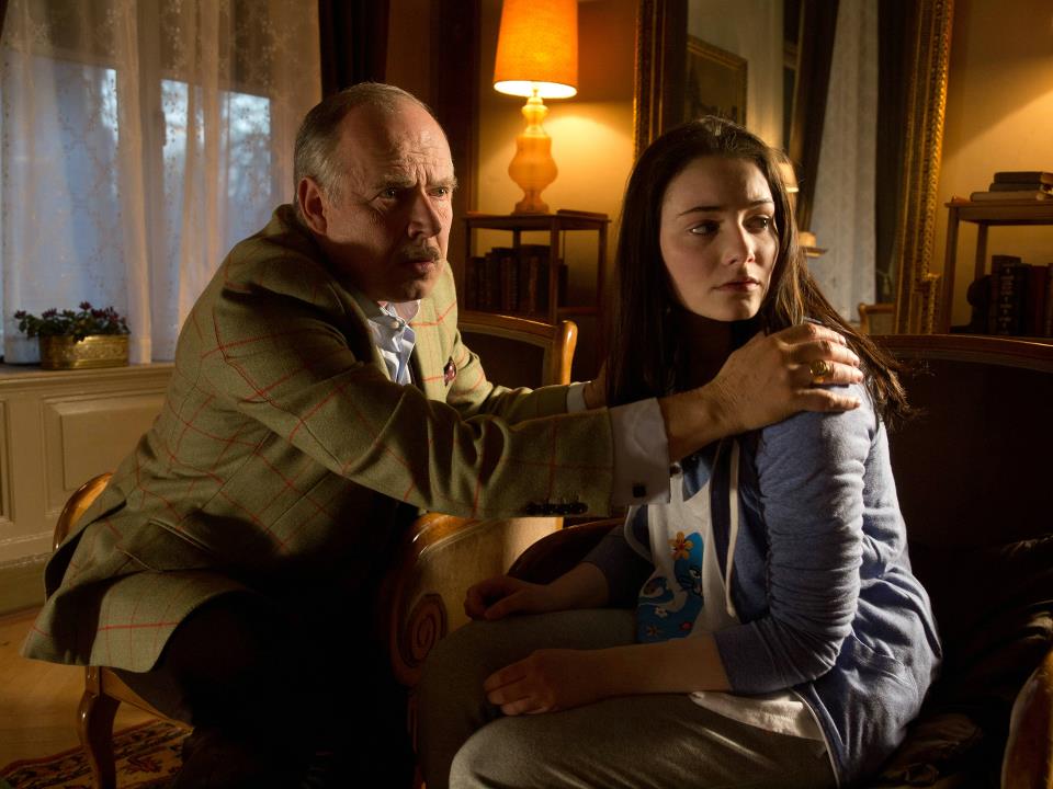 Rubínově červená