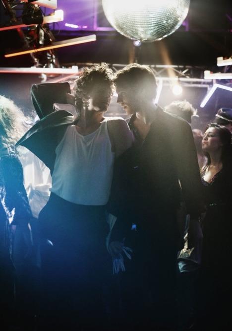 Torka aldrig tårar utan handskar